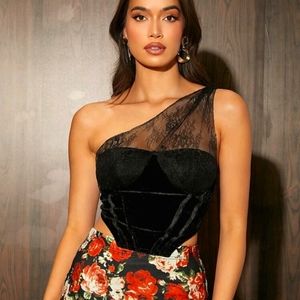 SHEIN Lace Panel Top